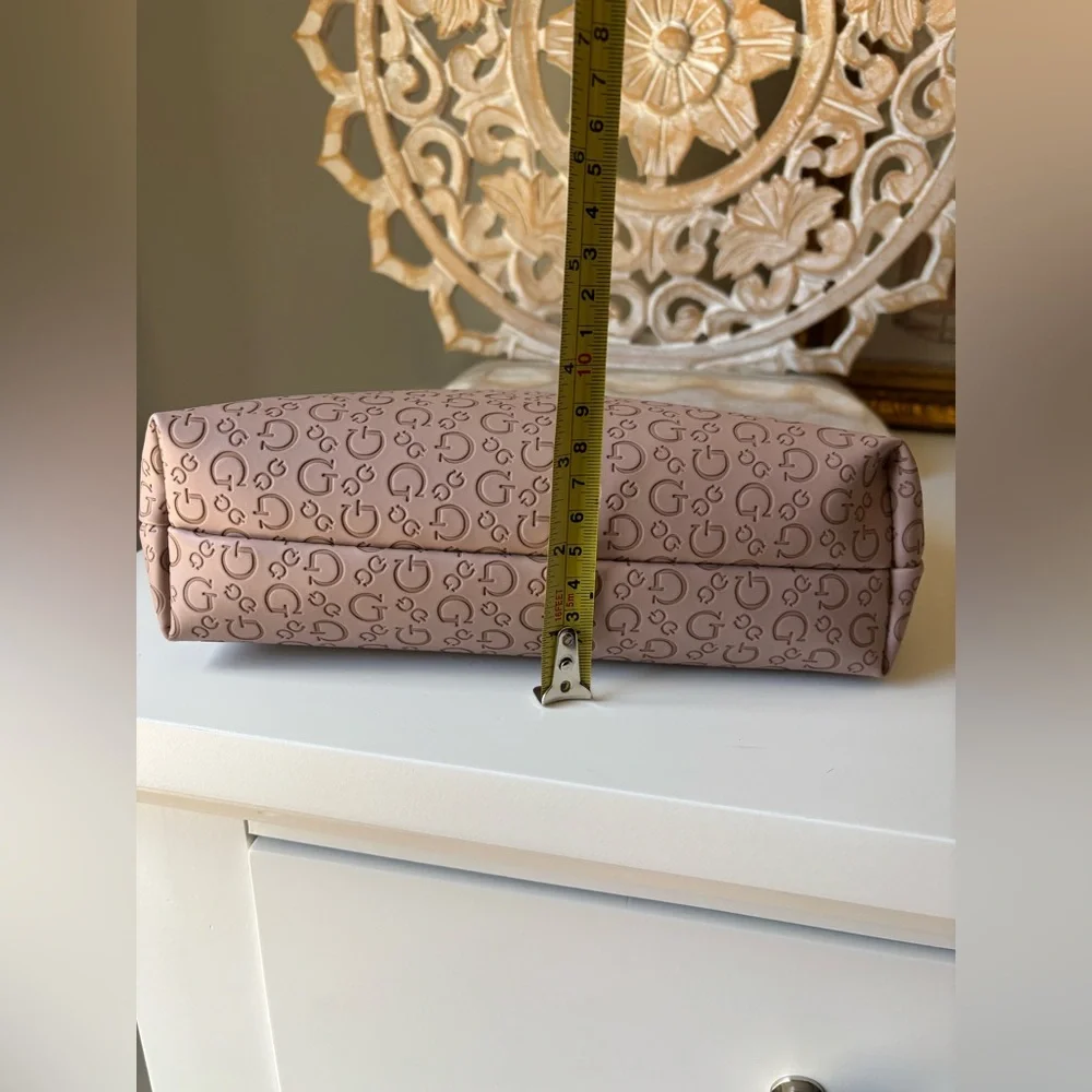 GUESS Cosmetic Bag NWT Dusty Rose color - Picture 8 of 10